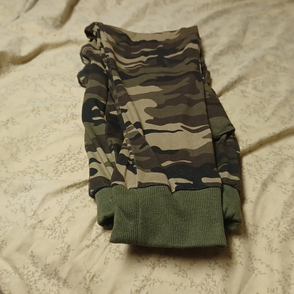 Pants - Picture 3 of 3